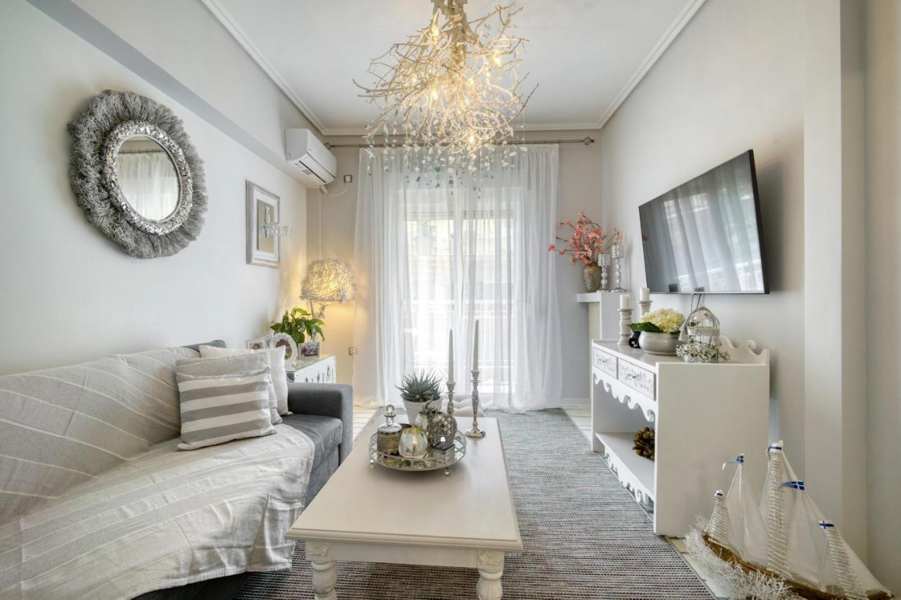 Luxury Apartments Zeas Пирей Экстерьер фото