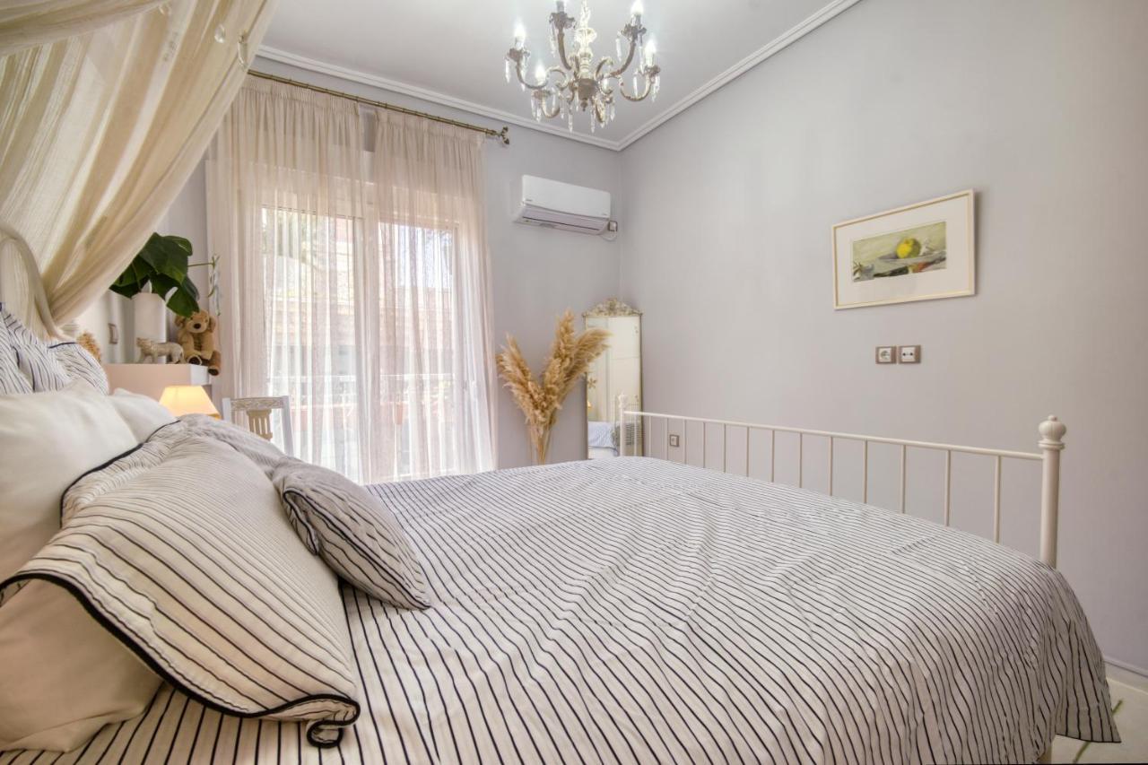 Luxury Apartments Zeas Пирей Экстерьер фото