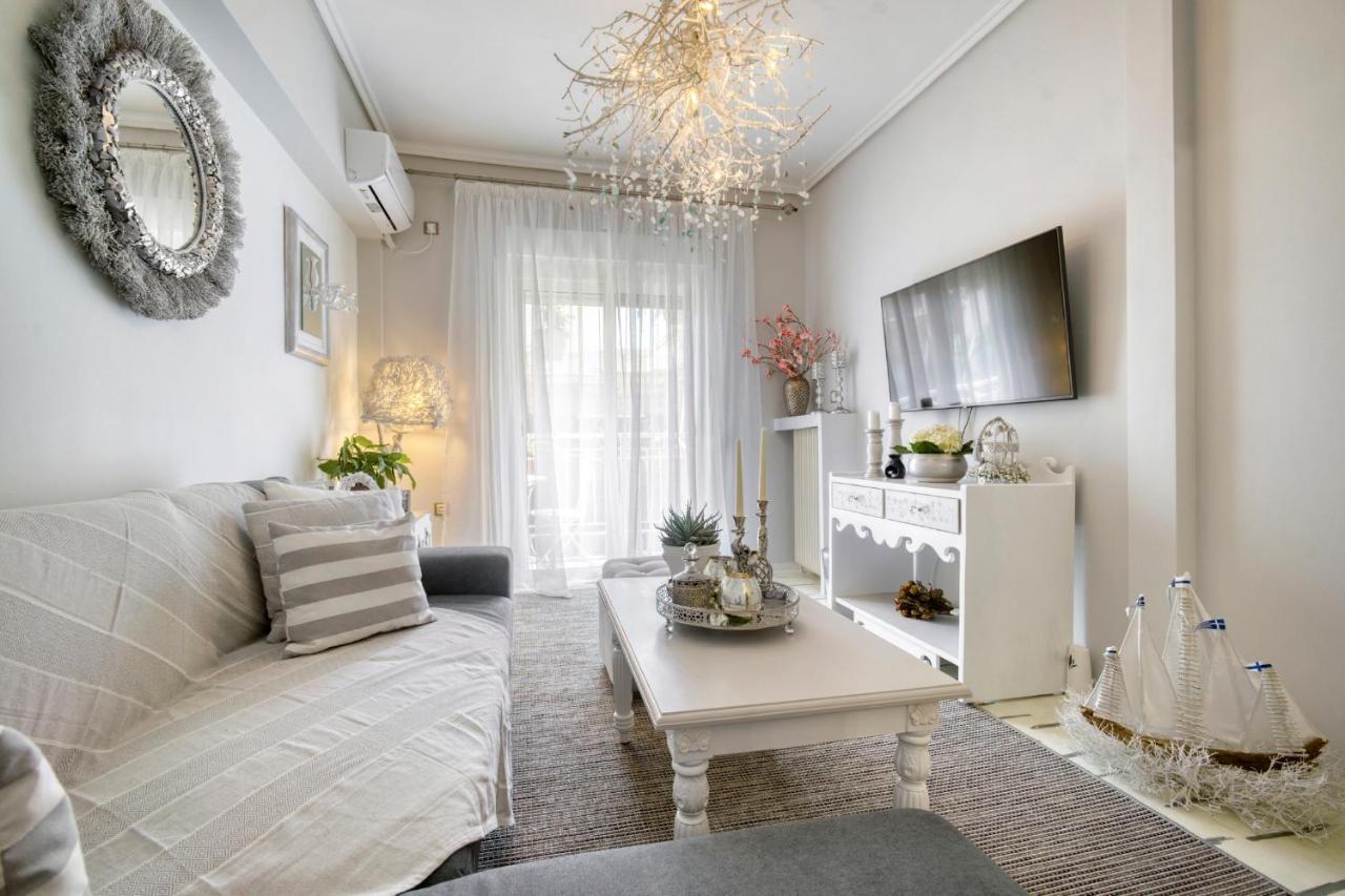 Luxury Apartments Zeas Пирей Экстерьер фото